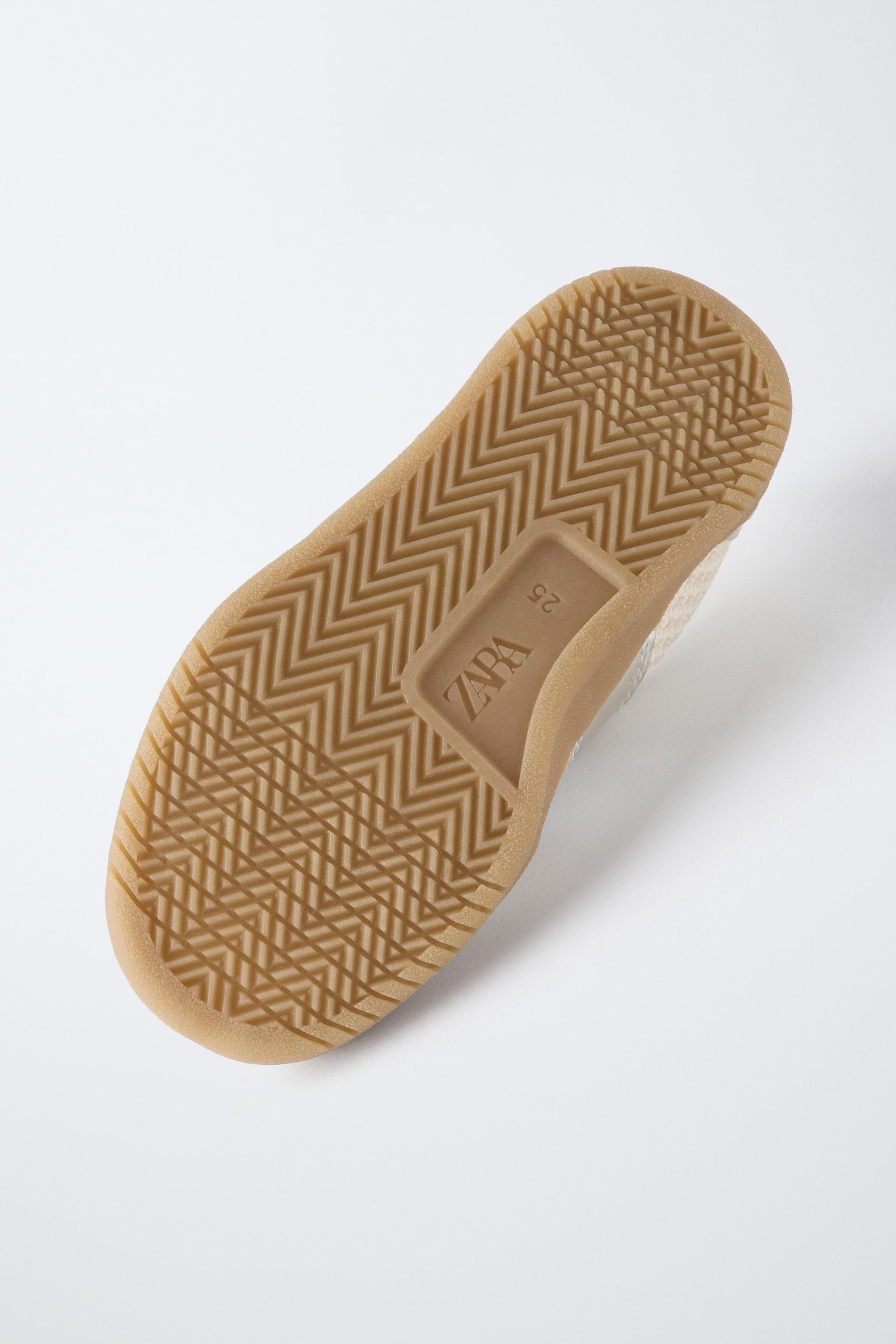 MESH SNEAKERS